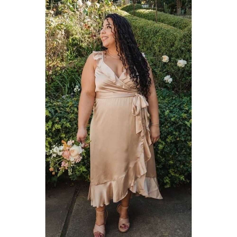 NWT Show Me Your Mumu Samantha Ruffle Wrap Dress Champagne Satin 2X Bridesmaid